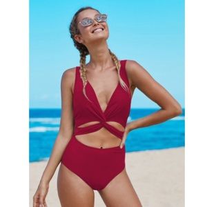 87. ☀️Frankie Twisted One Piece Swimsuit☀️